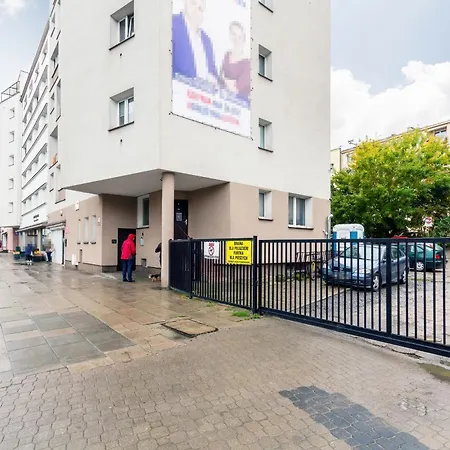 Апартаменти Sunny For 5 People By Renters