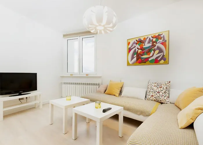 Sunny For 5 People By Renters Apartment